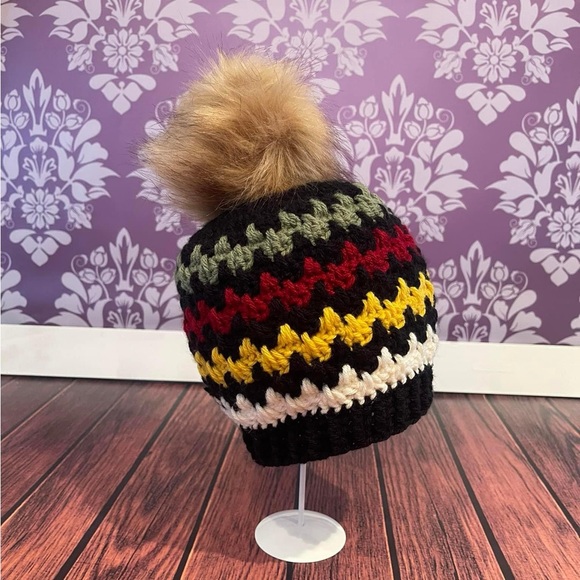 Crochet Hudson Bay Inspired Hat - Picture 2 of 2